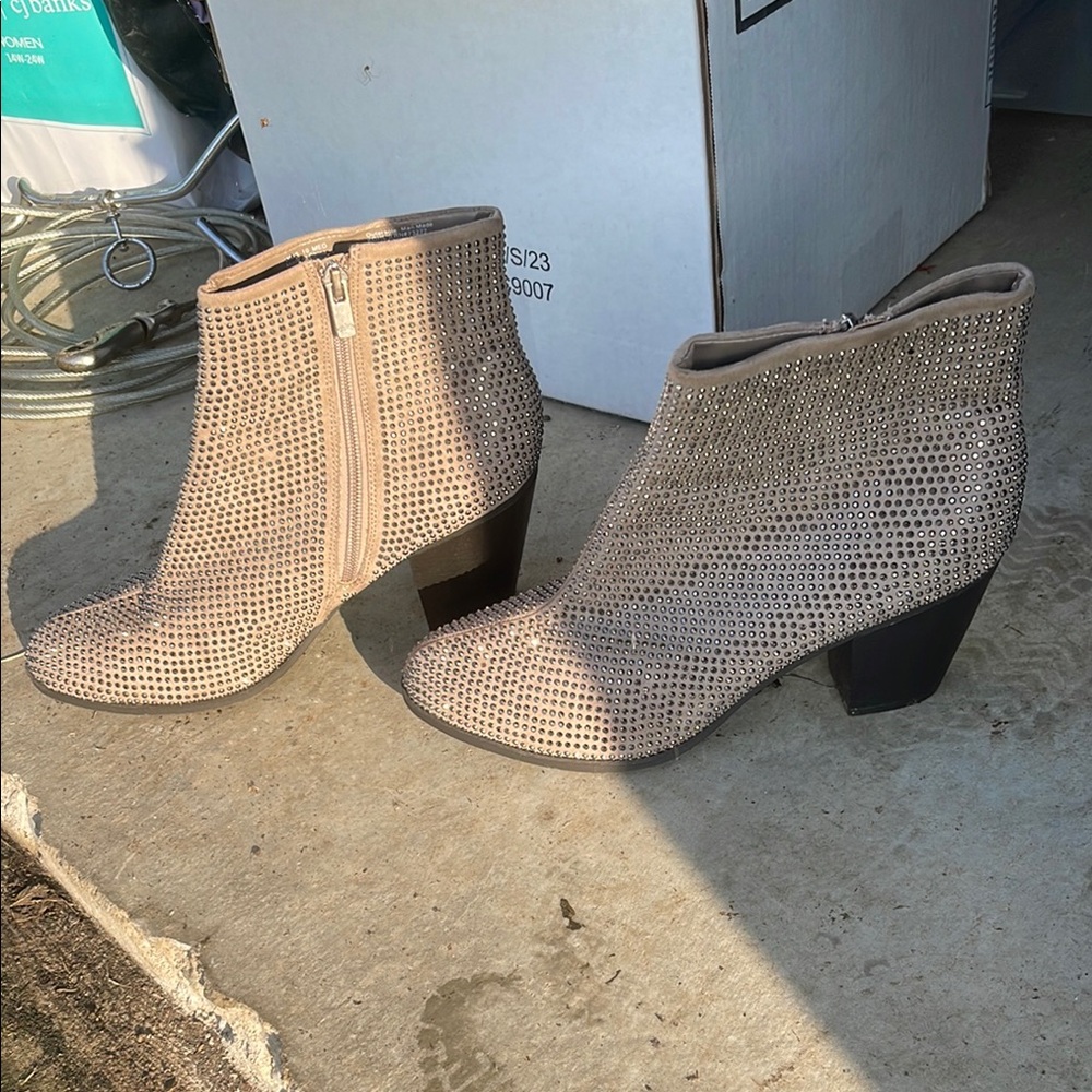 Juicy Couture Silver Black Ankle Booties - Picture 4 of 8